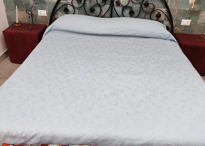 Lilybaitan, Risacca E Albaria
